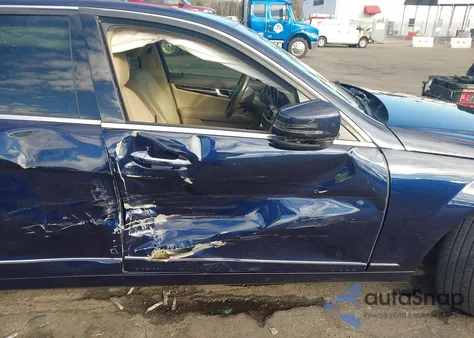 2013 Mercedes-Benz C 300 Luxury 4Matic from USA, damaged, VIN WDDGF8ABXDG029049